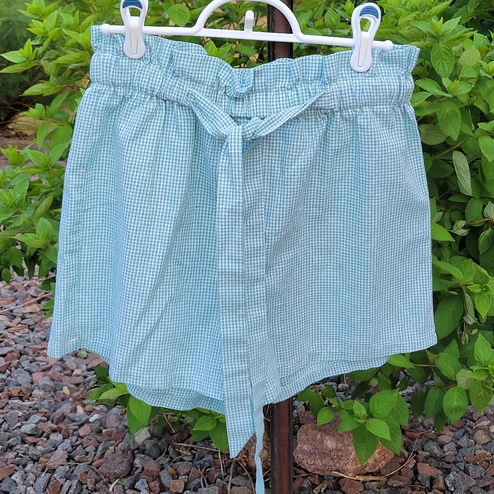 Shein paper bag high waisted green gingham shorts size M